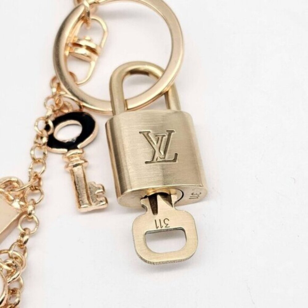 Authentic Louis Vuitton Gold Padlock & Key 🔒 LV Bag Charm w/ Unbranded Keychain - Picture 5 of 7